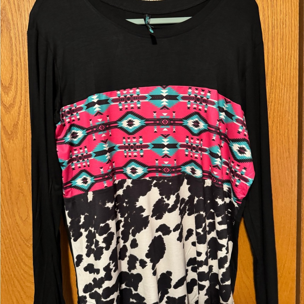 Sterling Kreek Women's Long Sleeve Top - Black and Pink